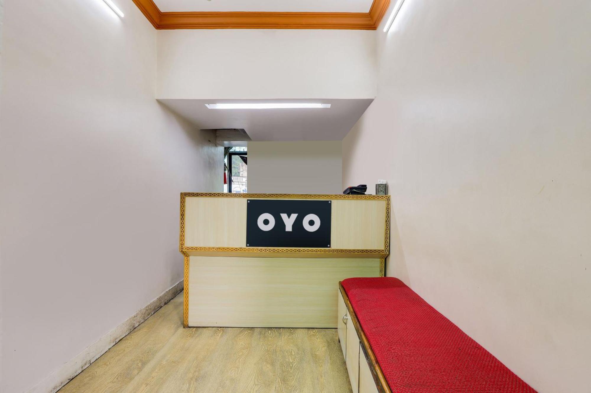 Hotel O Ellis Ahmedabad Exteriör bild