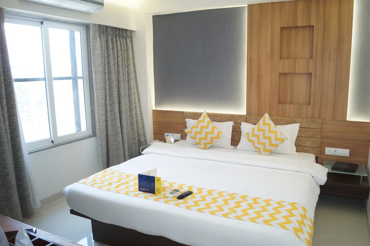 Hotel O Ellis Ahmedabad Exteriör bild