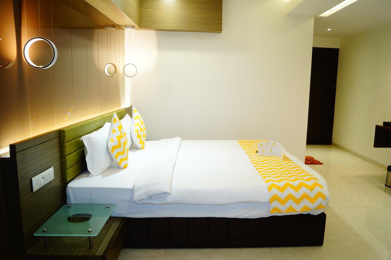 Hotel O Ellis Ahmedabad Exteriör bild