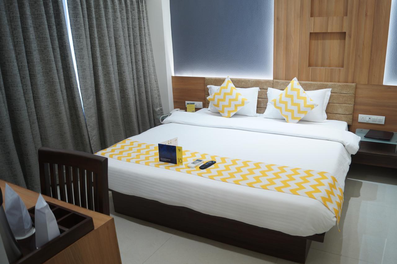 Hotel O Ellis Ahmedabad Exteriör bild