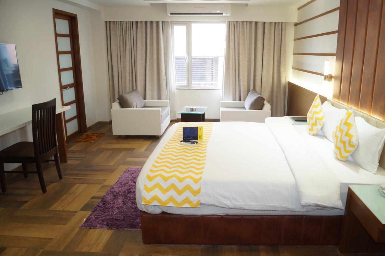 Hotel O Ellis Ahmedabad Exteriör bild